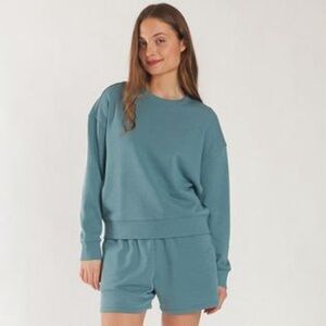 Stylish Teal Crewneck Sweater for Women